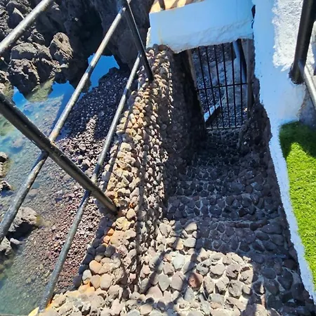 Alpesi faház La Casa Del Mar - Escapada En Primera Linea De Mar Puntillo Del Sol
